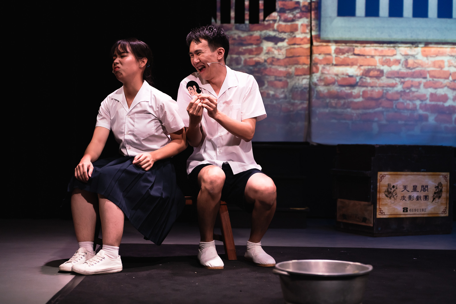 專業攝影團隊皓橘攝影在高雄市皮影戲館拍攝響座劇場的演出光之路活動記錄，詢問活動攝影報價