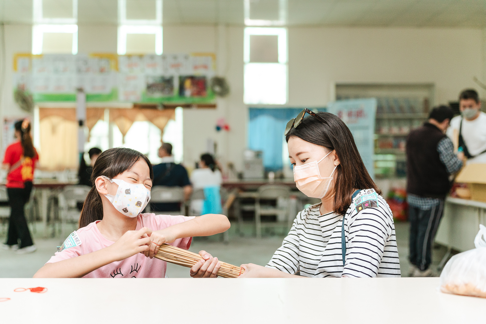 皓橘專業攝影團隊在高雄美濃拍攝雷科科技公司家庭日金風稻歌田園音樂會之活動紀錄畫面，歡迎洽詢相關活動攝影報價
