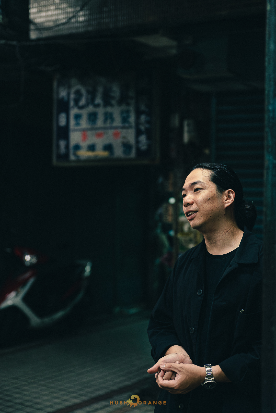 專業攝影團隊皓橘攝影在鳳山第二市場拍攝響座劇場的演出次男在二市場活動記錄，詢問活動攝影報價