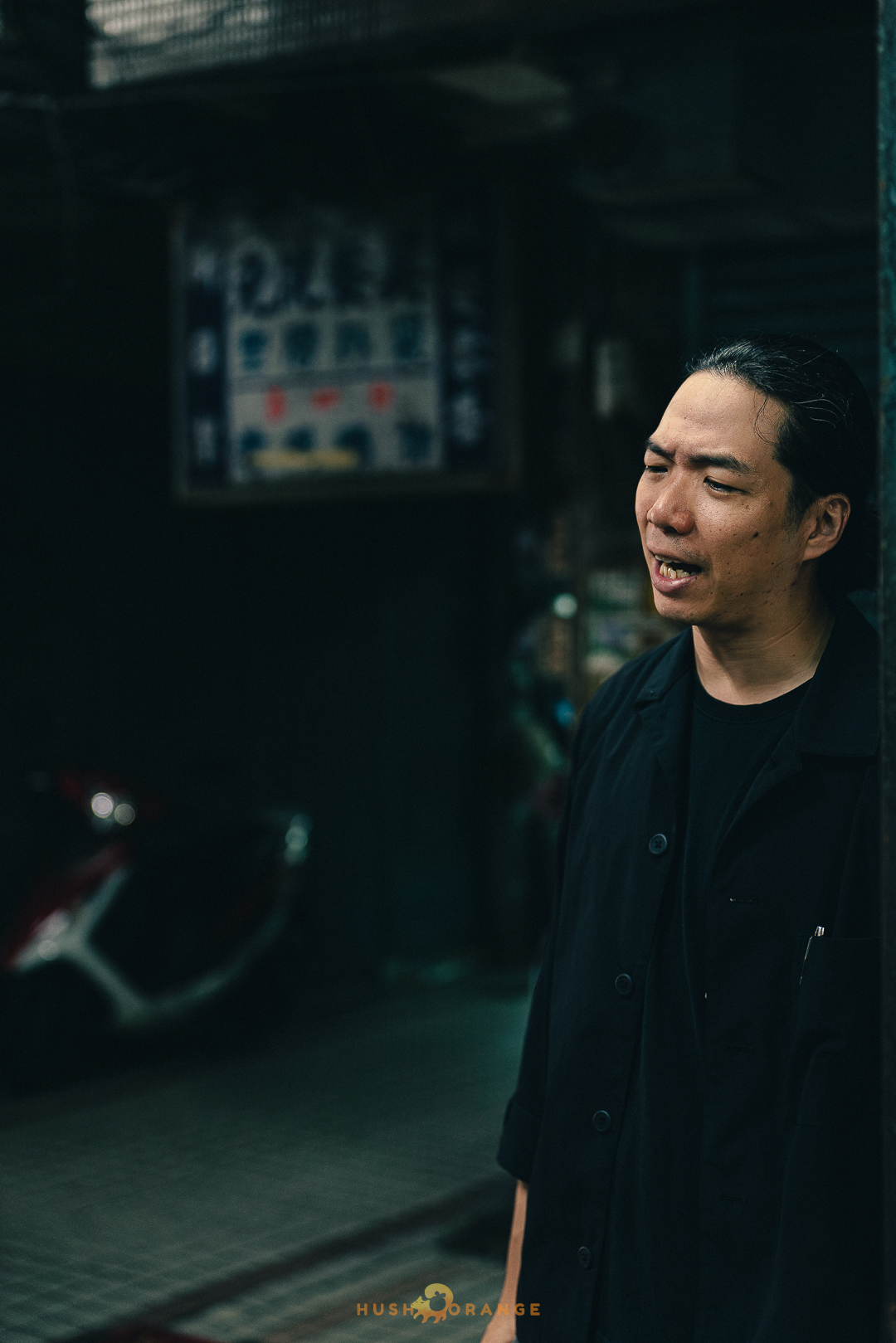 專業攝影團隊皓橘攝影在鳳山第二市場拍攝響座劇場的演出次男在二市場活動記錄，詢問活動攝影報價