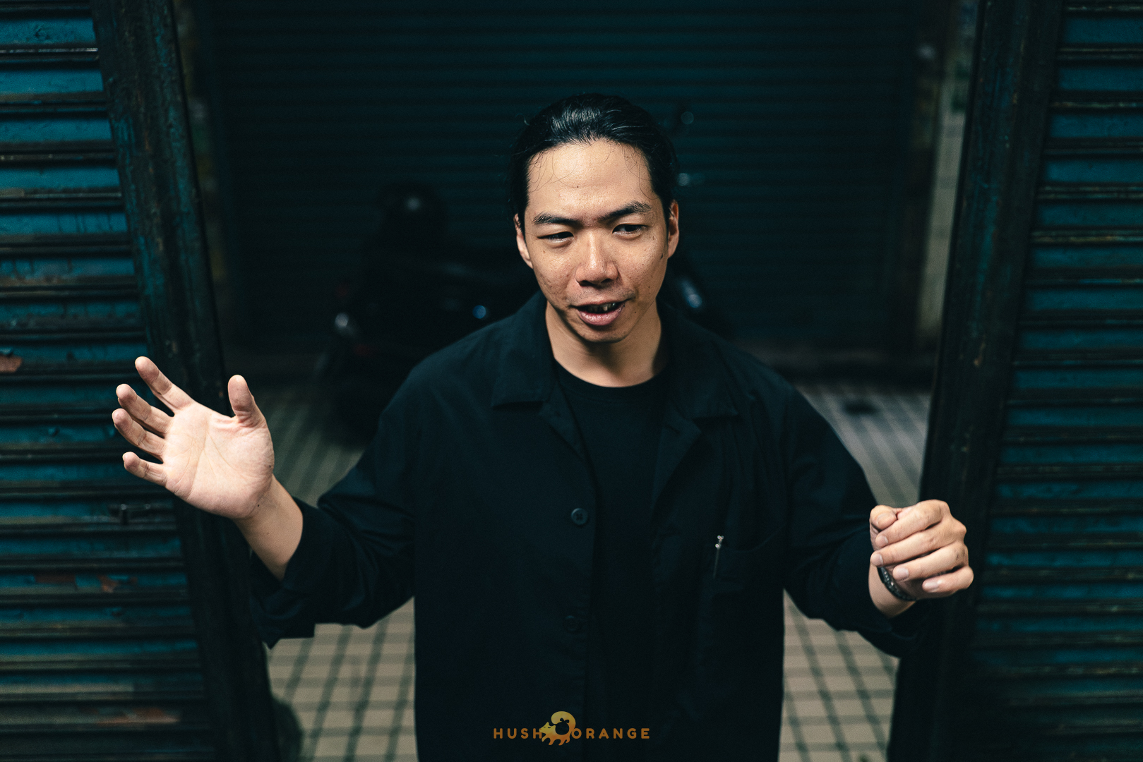 專業攝影團隊皓橘攝影在鳳山第二市場拍攝響座劇場的演出次男在二市場活動記錄，詢問活動攝影報價