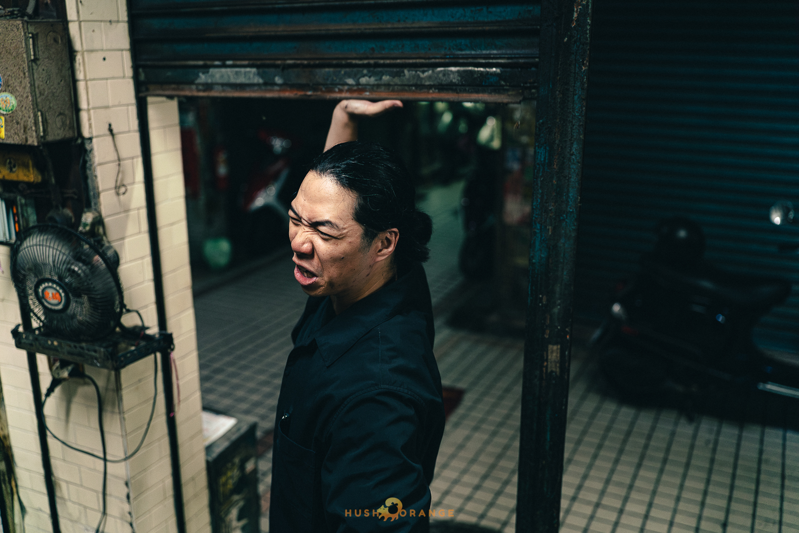 專業攝影團隊皓橘攝影在鳳山第二市場拍攝響座劇場的演出次男在二市場活動記錄，詢問活動攝影報價