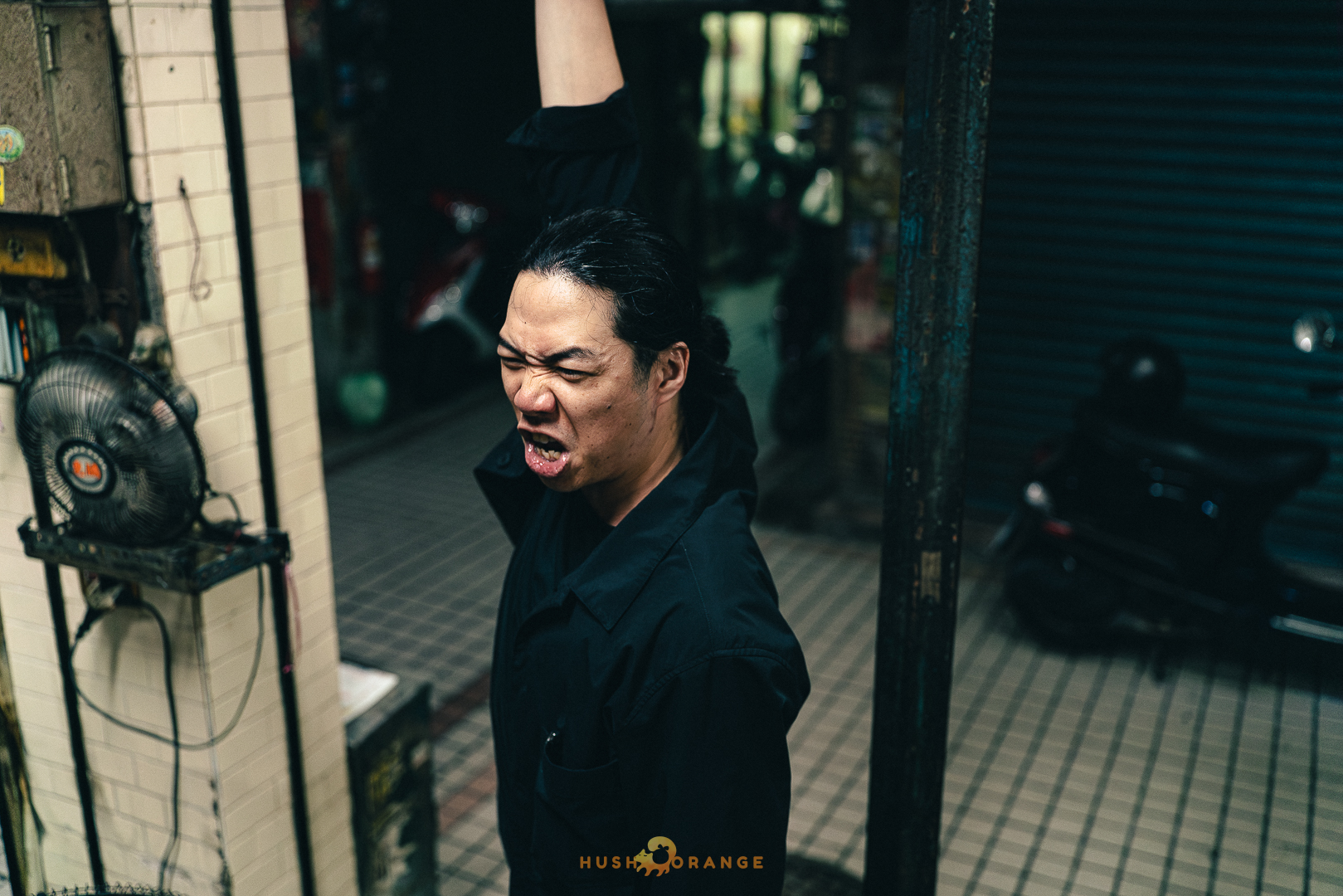 專業攝影團隊皓橘攝影在鳳山第二市場拍攝響座劇場的演出次男在二市場活動記錄，詢問活動攝影報價