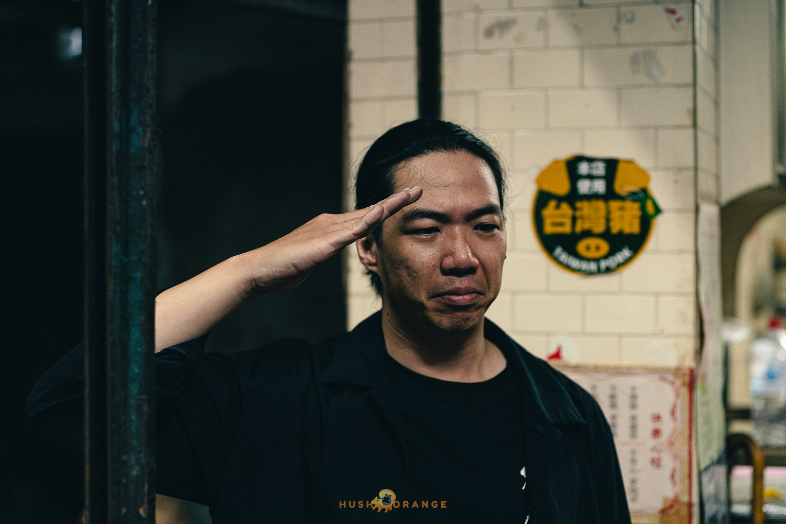 專業攝影團隊皓橘攝影在鳳山第二市場拍攝響座劇場的演出次男在二市場活動記錄，詢問活動攝影報價