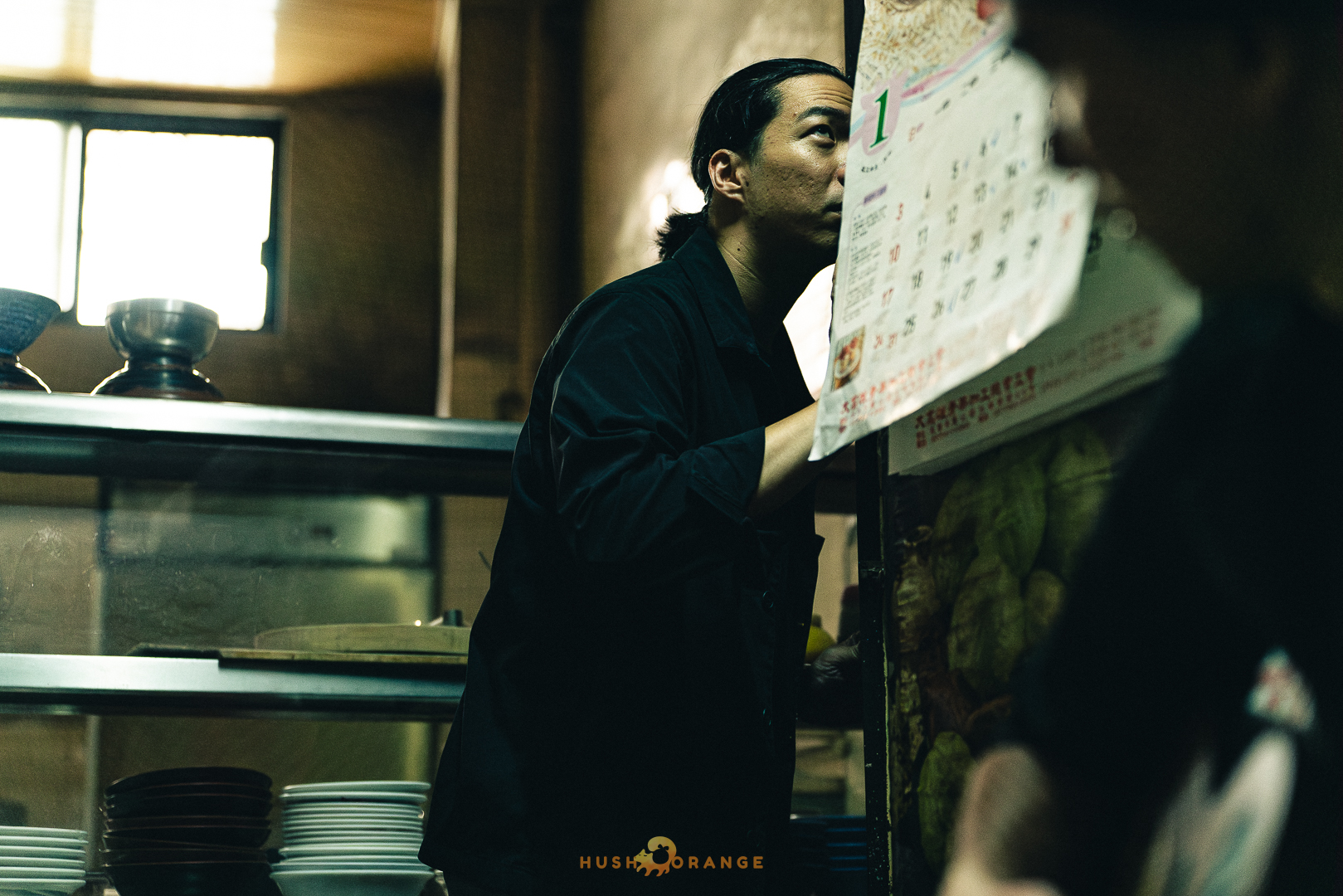 專業攝影團隊皓橘攝影在鳳山第二市場拍攝響座劇場的演出次男在二市場活動記錄，詢問活動攝影報價