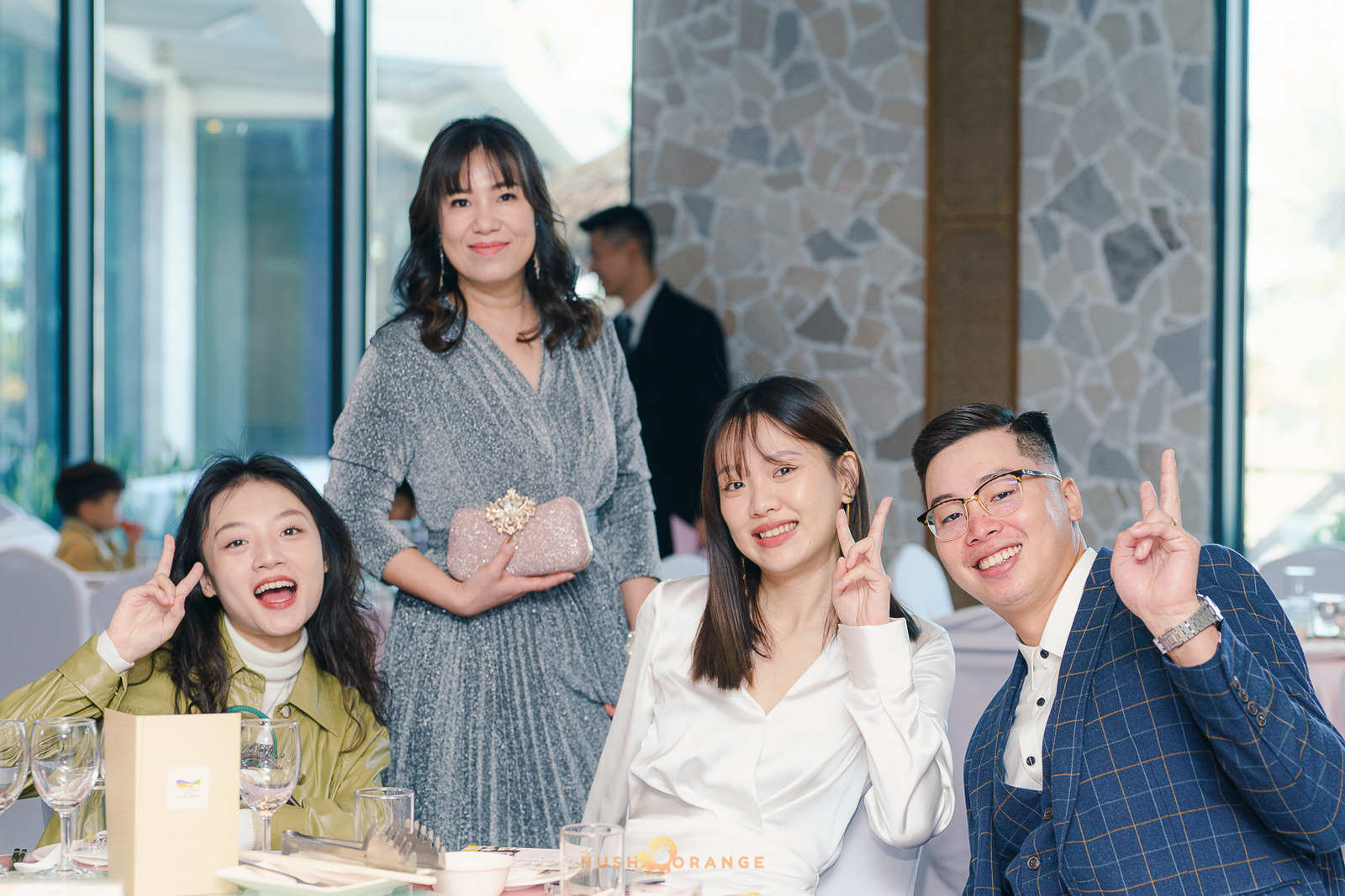 皓橘專業攝影團隊在高雄西灣會館拍攝新人婚禮之活動紀錄畫面，歡迎洽詢相關活動攝影報價