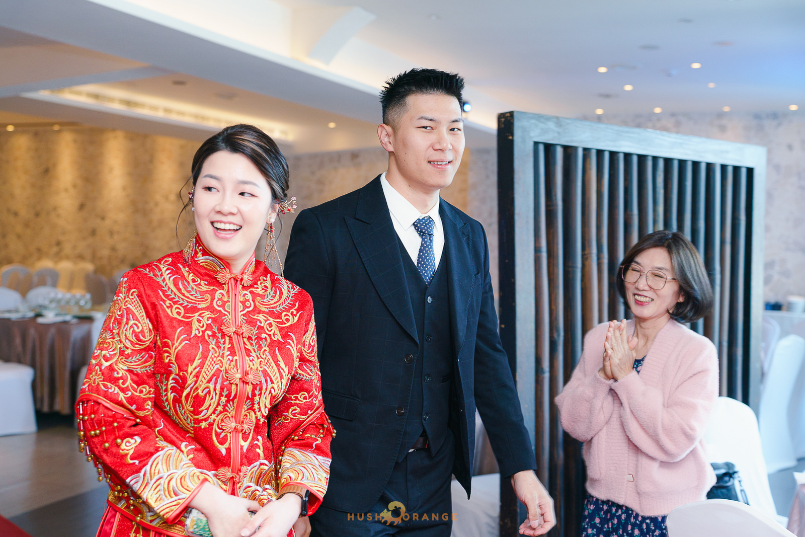 皓橘專業攝影團隊在高雄西灣會館拍攝新人婚禮之活動紀錄畫面，歡迎洽詢相關活動攝影報價