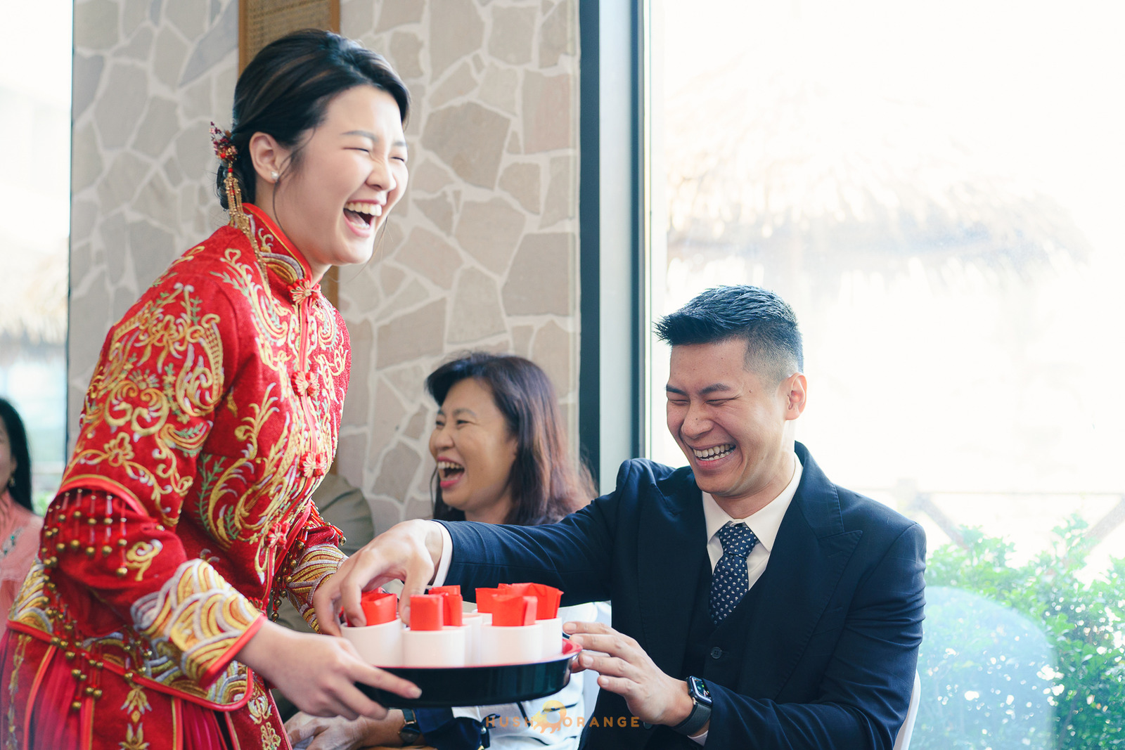 皓橘專業攝影團隊在高雄西灣會館拍攝新人婚禮之活動紀錄畫面，歡迎洽詢相關活動攝影報價