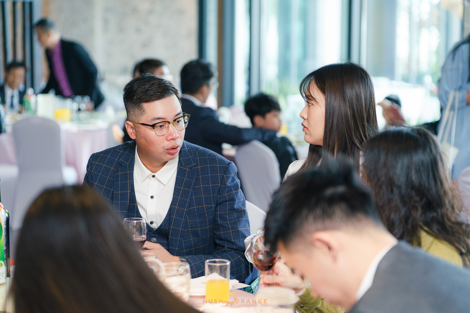 皓橘專業攝影團隊在高雄西灣會館拍攝新人婚禮之活動紀錄畫面，歡迎洽詢相關活動攝影報價