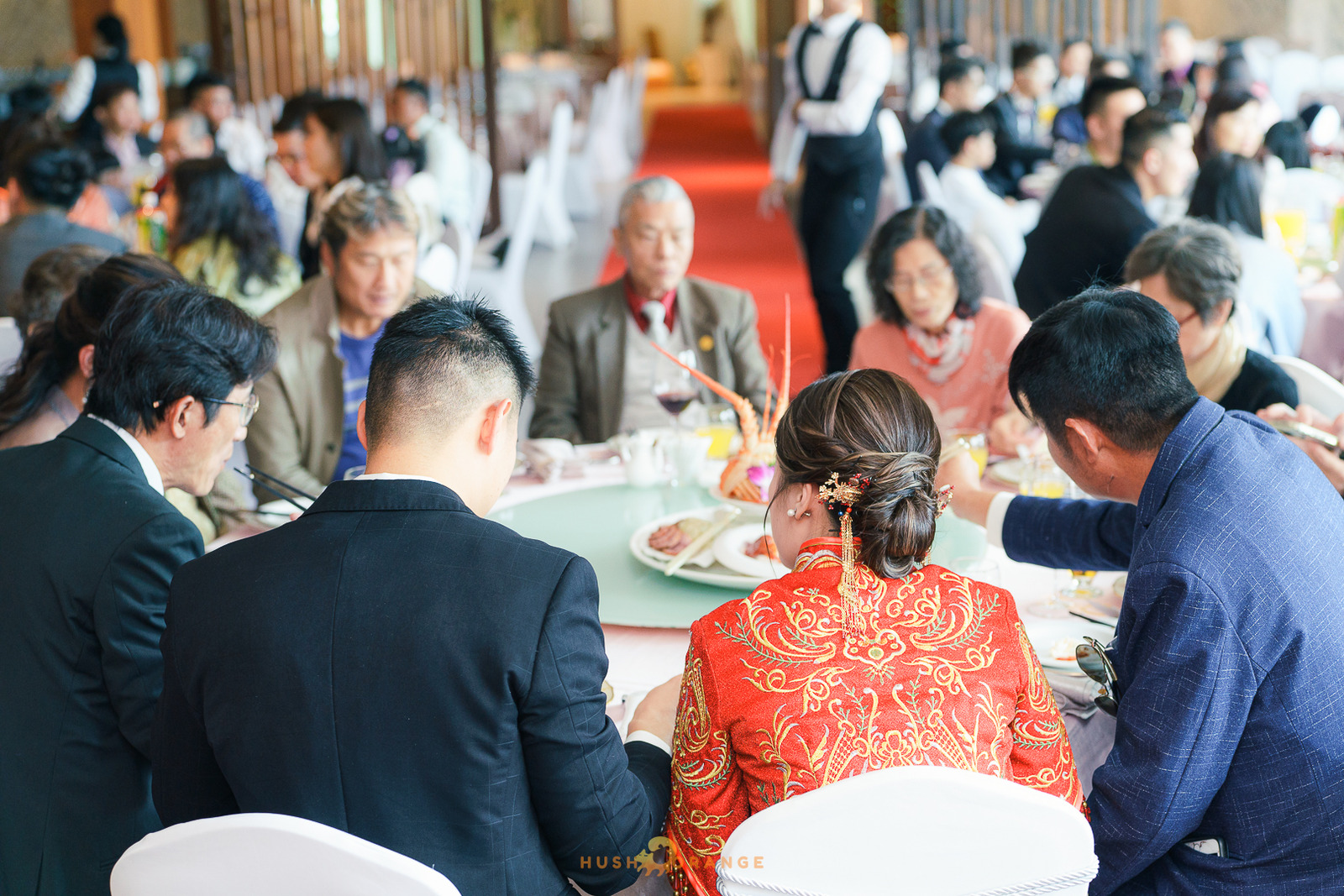 皓橘專業攝影團隊在高雄西灣會館拍攝新人婚禮之活動紀錄畫面，歡迎洽詢相關活動攝影報價