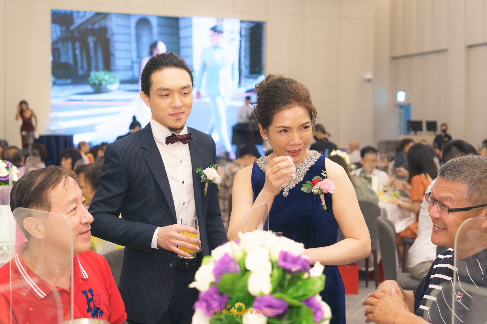 皓橘專業攝影團隊在台中萊特薇庭拍攝新人婚禮之活動紀錄畫面，歡迎洽詢相關活動攝影報價