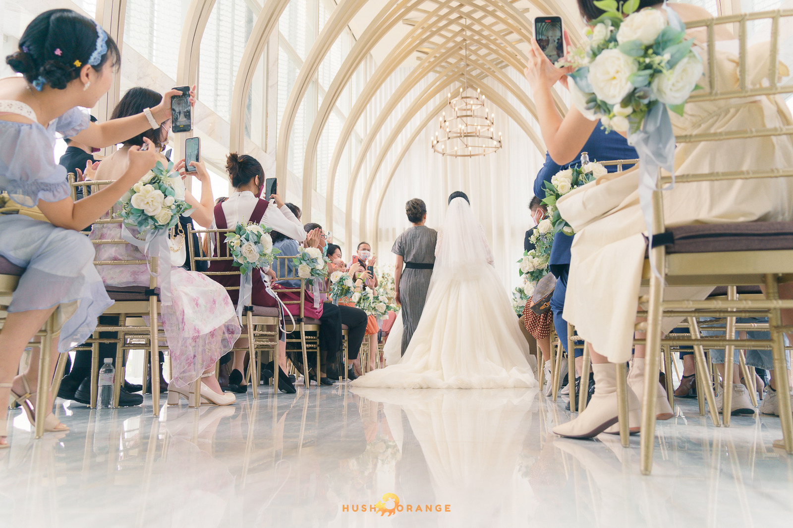 皓橘專業攝影團隊在台中萊特薇庭拍攝新人婚禮之活動紀錄畫面，歡迎洽詢相關活動攝影報價