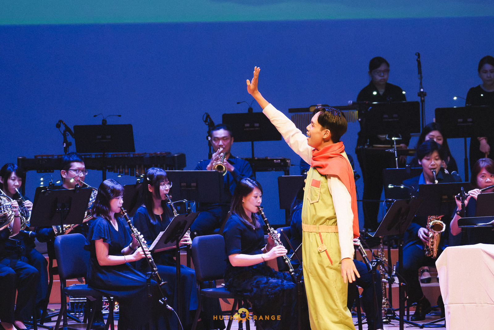 專業攝影團隊皓橘攝影在桃園展演中心拍攝桃園市立交響管樂團及萬花筒劇團的演出小王子歷險記活動記錄，詢問活動攝影報價