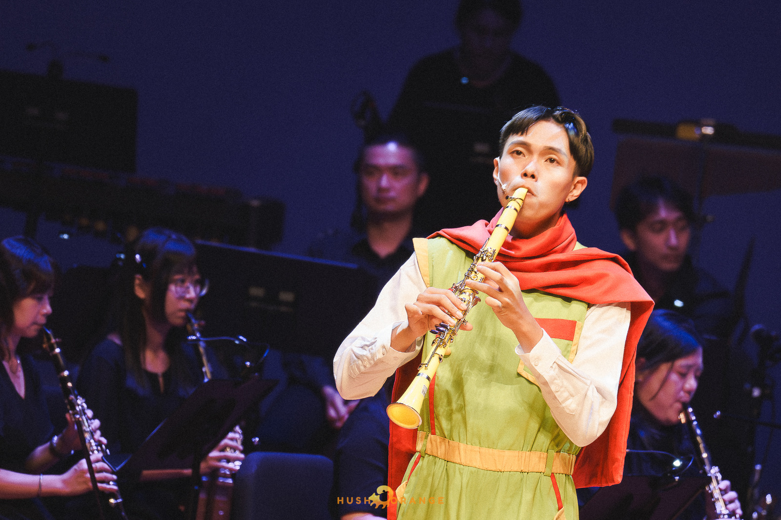 專業攝影團隊皓橘攝影在桃園展演中心拍攝桃園市立交響管樂團及萬花筒劇團的演出小王子歷險記活動記錄，詢問活動攝影報價