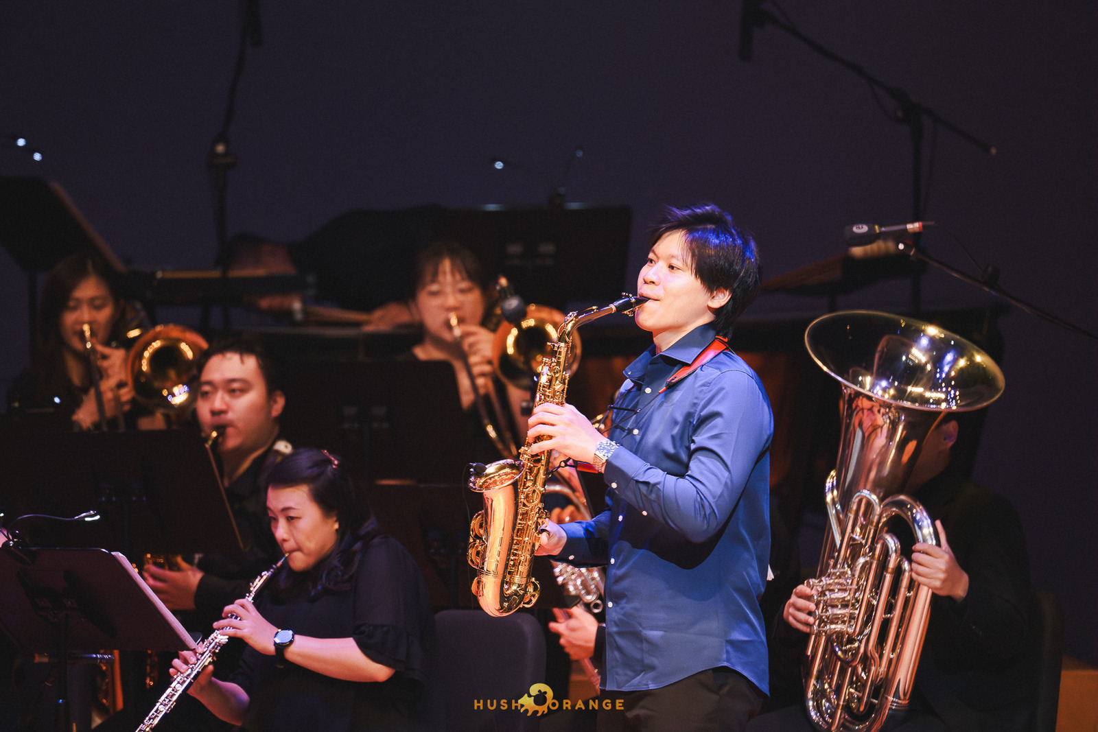 專業攝影團隊皓橘攝影在桃園展演中心拍攝桃園市立交響管樂團及萬花筒劇團的演出小王子歷險記活動記錄，詢問活動攝影報價
