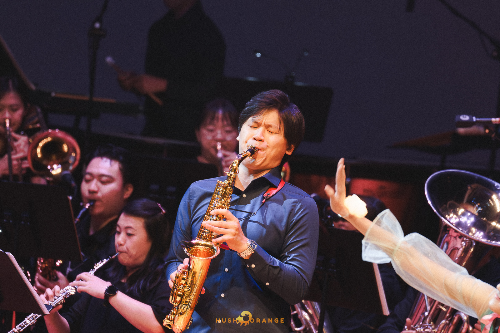 專業攝影團隊皓橘攝影在桃園展演中心拍攝桃園市立交響管樂團及萬花筒劇團的演出小王子歷險記活動記錄，詢問活動攝影報價