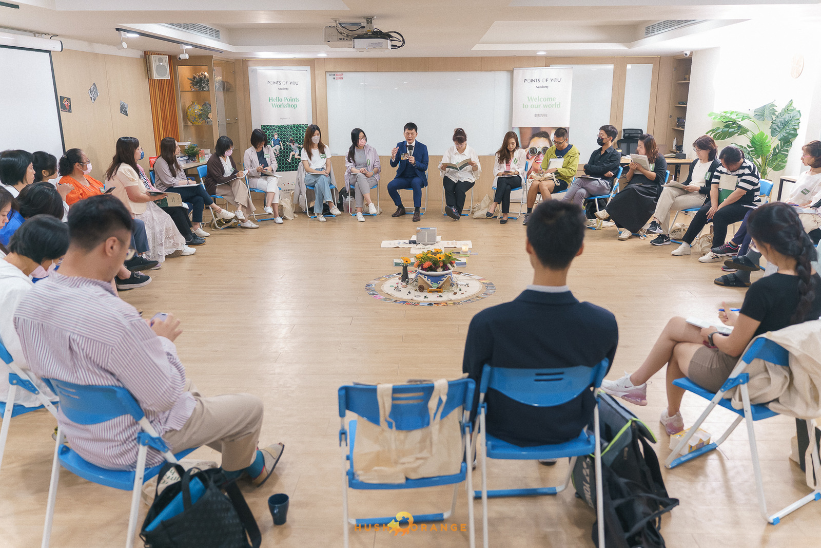專業攝影團隊皓橘攝影拍攝心流逸境牌卡課程活動記錄，詢問活動攝影報價