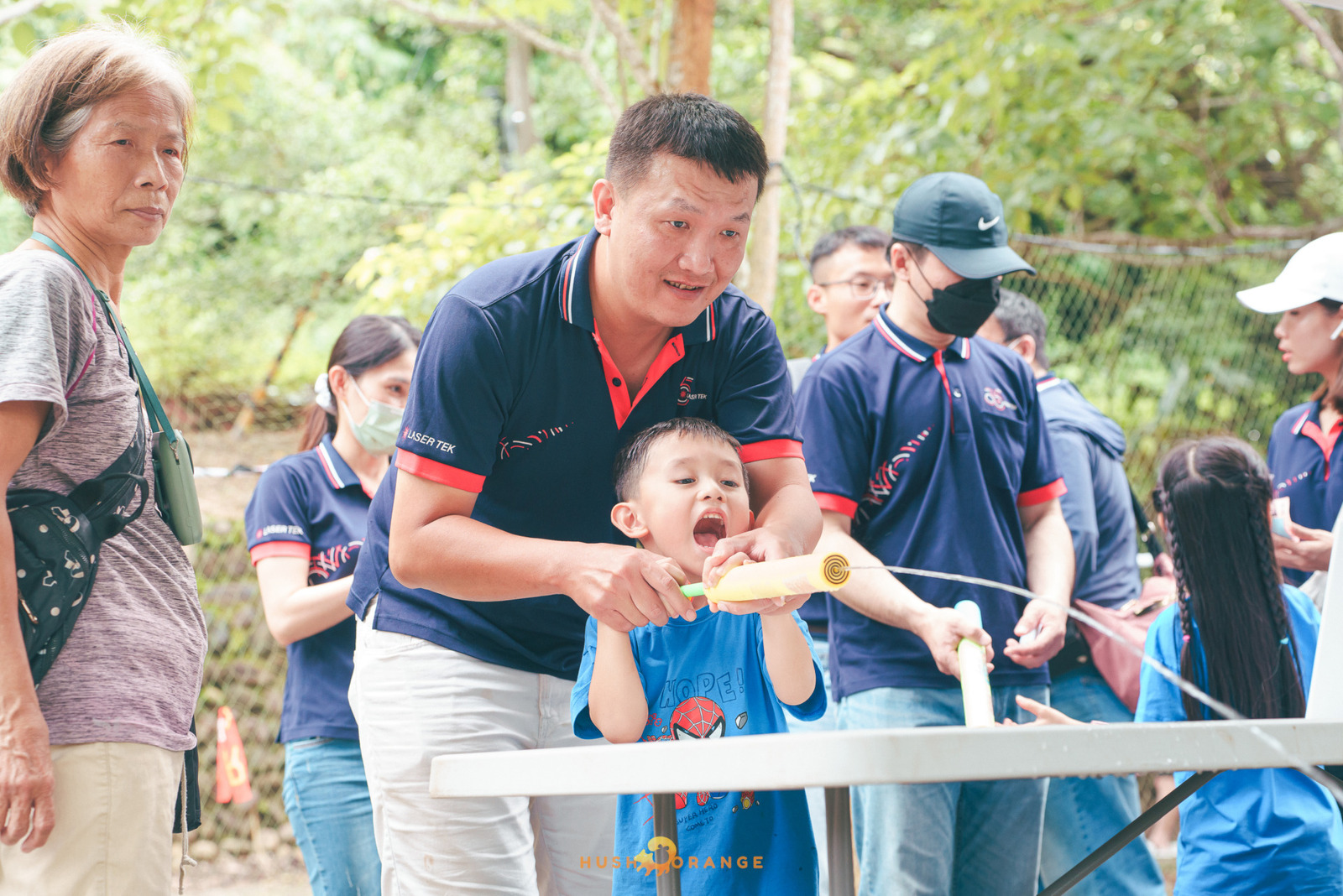 皓橘專業攝影團隊在高雄美濃拍攝雷科科技公司雷科三六美荔樂活家庭日之活動紀錄畫面，歡迎洽詢相關活動攝影報價