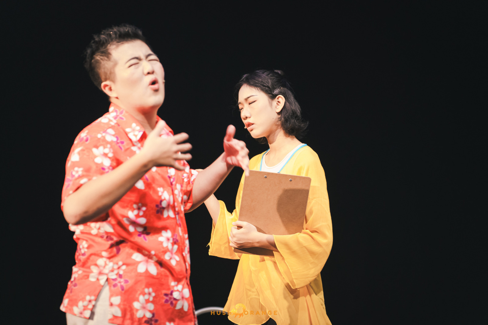 專業攝影團隊皓橘攝影在苗栗中正堂拍攝惠風舞蹈工作室的舞蹈演出編出客家夢活動記錄，詢問活動攝影報價
