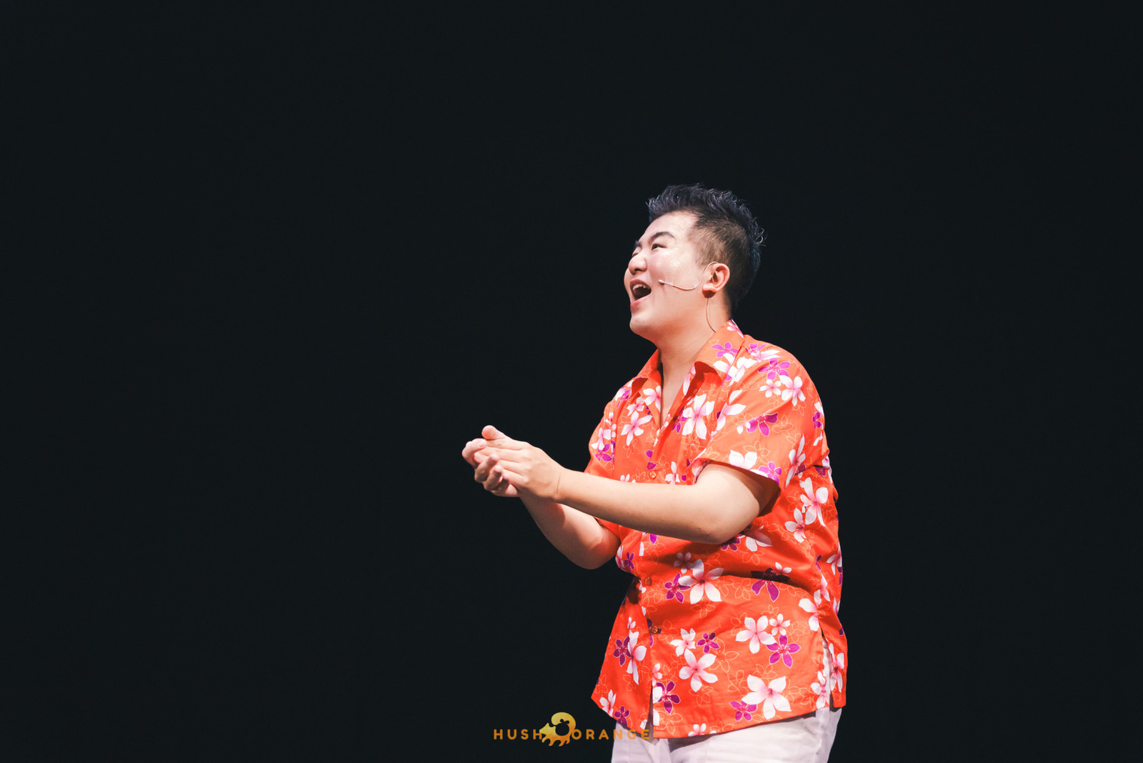 專業攝影團隊皓橘攝影在苗栗中正堂拍攝惠風舞蹈工作室的舞蹈演出編出客家夢活動記錄，詢問活動攝影報價