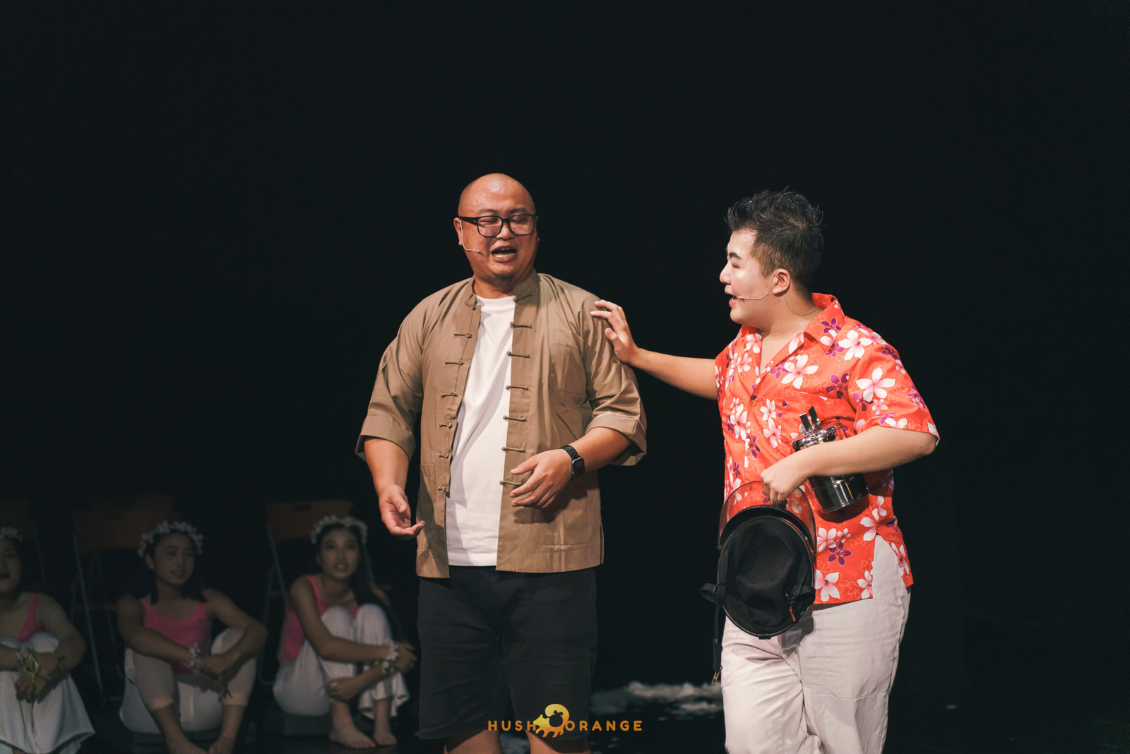 專業攝影團隊皓橘攝影在苗栗中正堂拍攝惠風舞蹈工作室的舞蹈演出編出客家夢活動記錄，詢問活動攝影報價