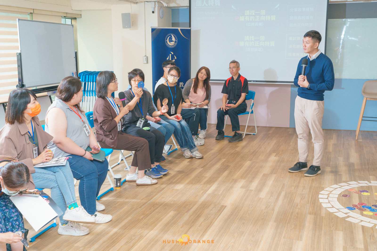 專業攝影團隊皓橘攝影拍攝心流逸境薩提爾課程活動記錄，詢問活動攝影報價