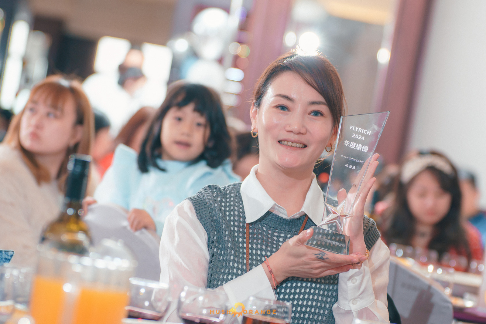 皓橘專業攝影團隊在台中福華大飯店拍攝富頡國際公司春酒之活動紀錄畫面，歡迎洽詢相關活動攝影報價