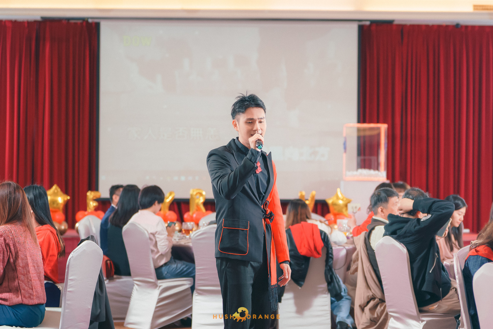 皓橘專業攝影團隊在台中福華大飯店拍攝富頡國際公司春酒之活動紀錄畫面，歡迎洽詢相關活動攝影報價