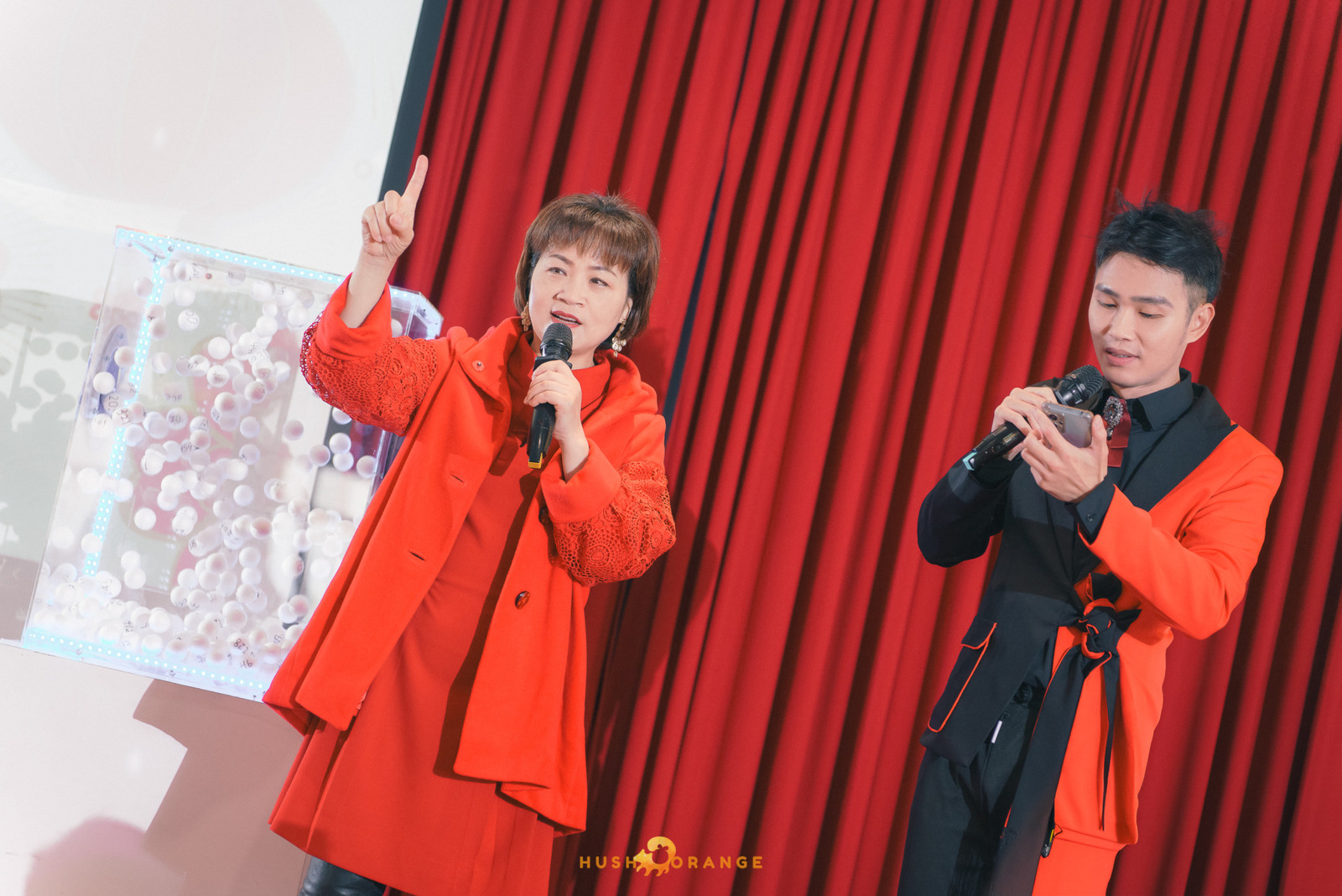 皓橘專業攝影團隊在台中福華大飯店拍攝富頡國際公司春酒之活動紀錄畫面，歡迎洽詢相關活動攝影報價
