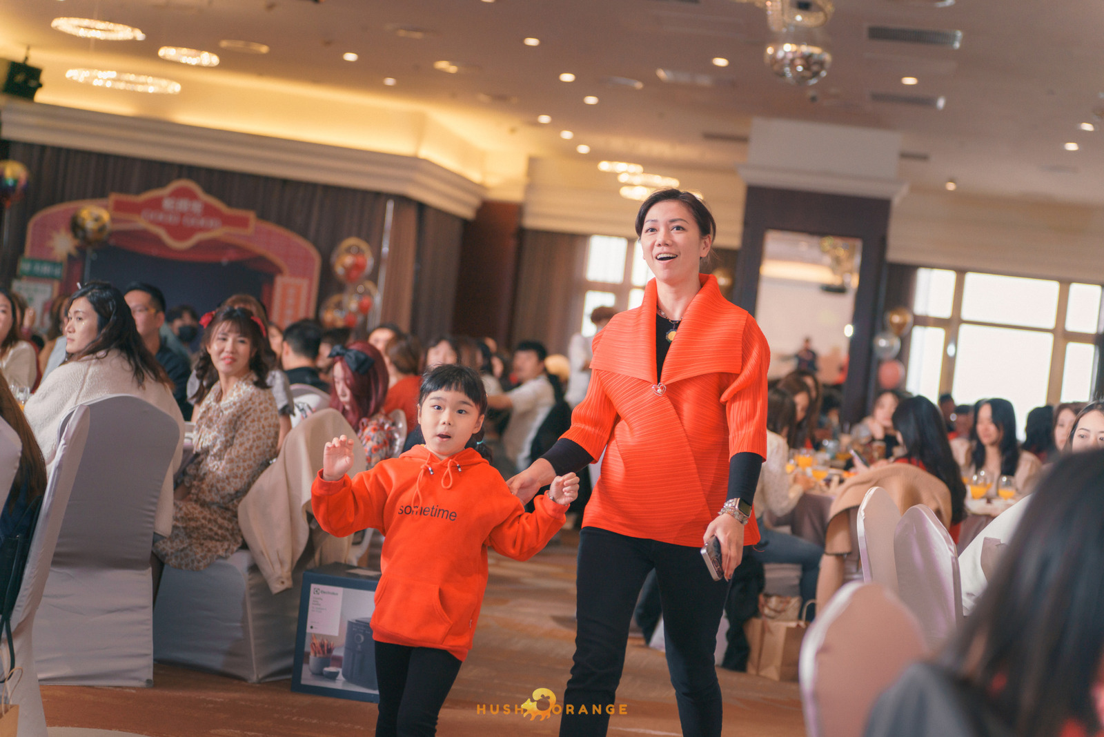 皓橘專業攝影團隊在台中福華大飯店拍攝富頡國際公司春酒之活動紀錄畫面，歡迎洽詢相關活動攝影報價