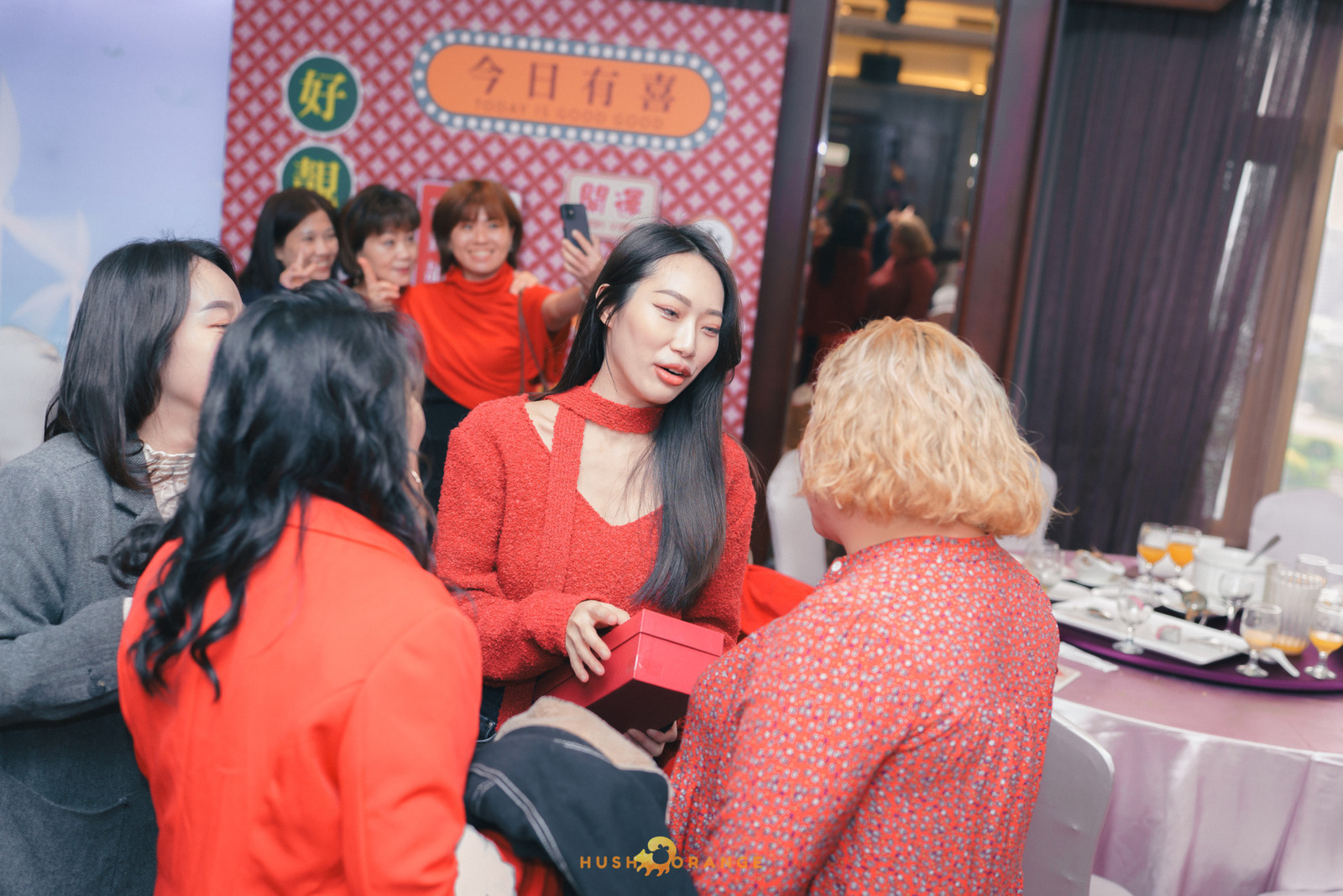 皓橘專業攝影團隊在台中福華大飯店拍攝富頡國際公司春酒之活動紀錄畫面，歡迎洽詢相關活動攝影報價