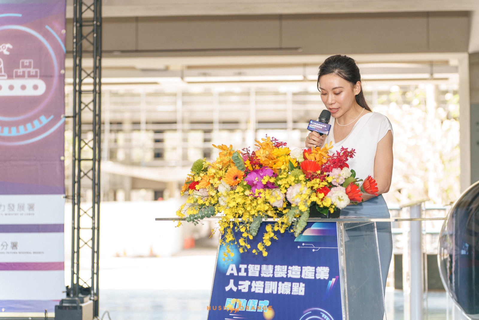 專業攝影團隊皓橘攝影拍攝高雄科技大學的AI智慧製造產業人才培訓據點啟動儀式活動記錄，詢問活動攝影報價