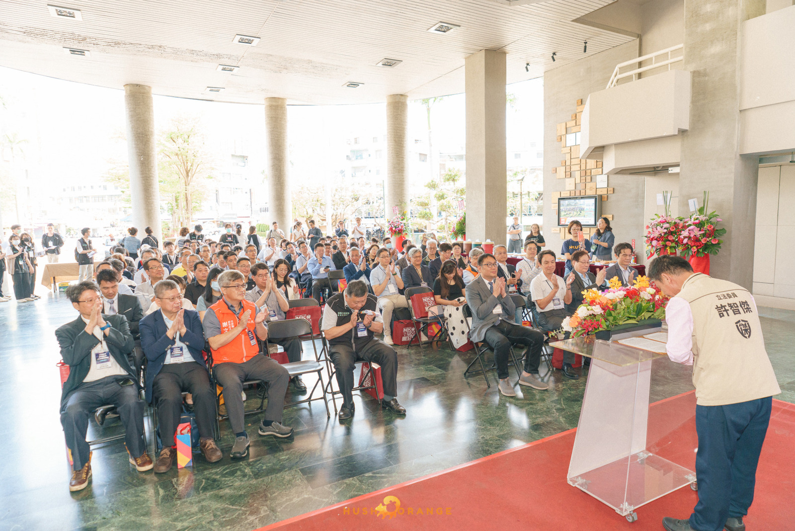 專業攝影團隊皓橘攝影拍攝高雄科技大學的AI智慧製造產業人才培訓據點啟動儀式活動記錄，詢問活動攝影報價