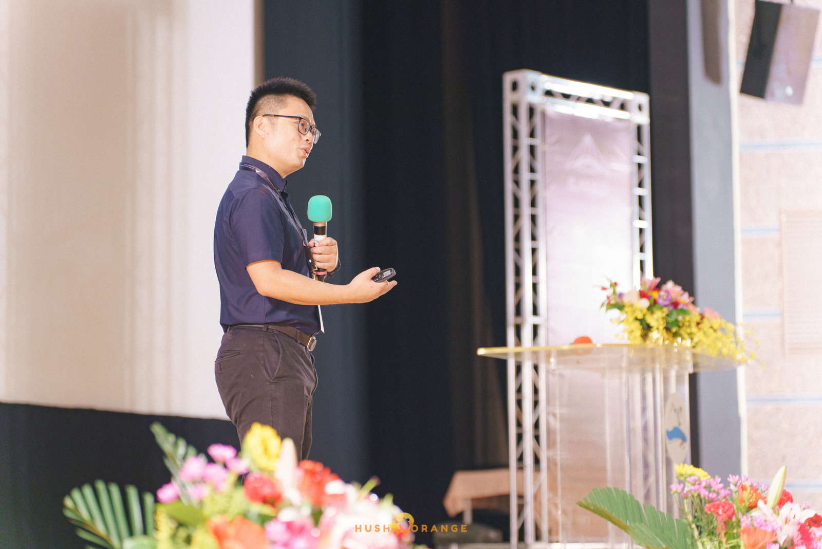 專業攝影團隊皓橘攝影在中山大學拍攝 2025 國際線性代數年會之活動紀錄畫面，歡迎洽詢相關活動攝影報價