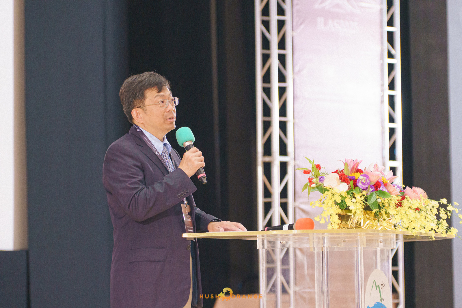 專業攝影團隊皓橘攝影在中山大學拍攝 2025 國際線性代數年會之活動紀錄畫面，歡迎洽詢相關活動攝影報價