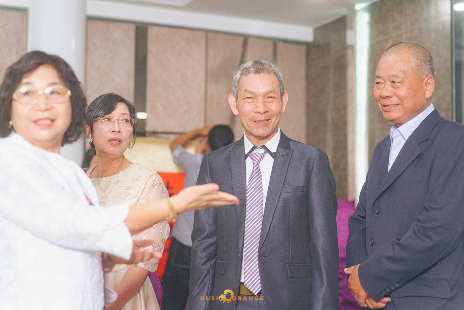 皓橘專業攝影團隊在屏東阿菊食堂拍攝新人婚禮之活動紀錄畫面，捕捉下新人間及家人間珍貴的瞬間，歡迎洽詢相關活動攝影報價