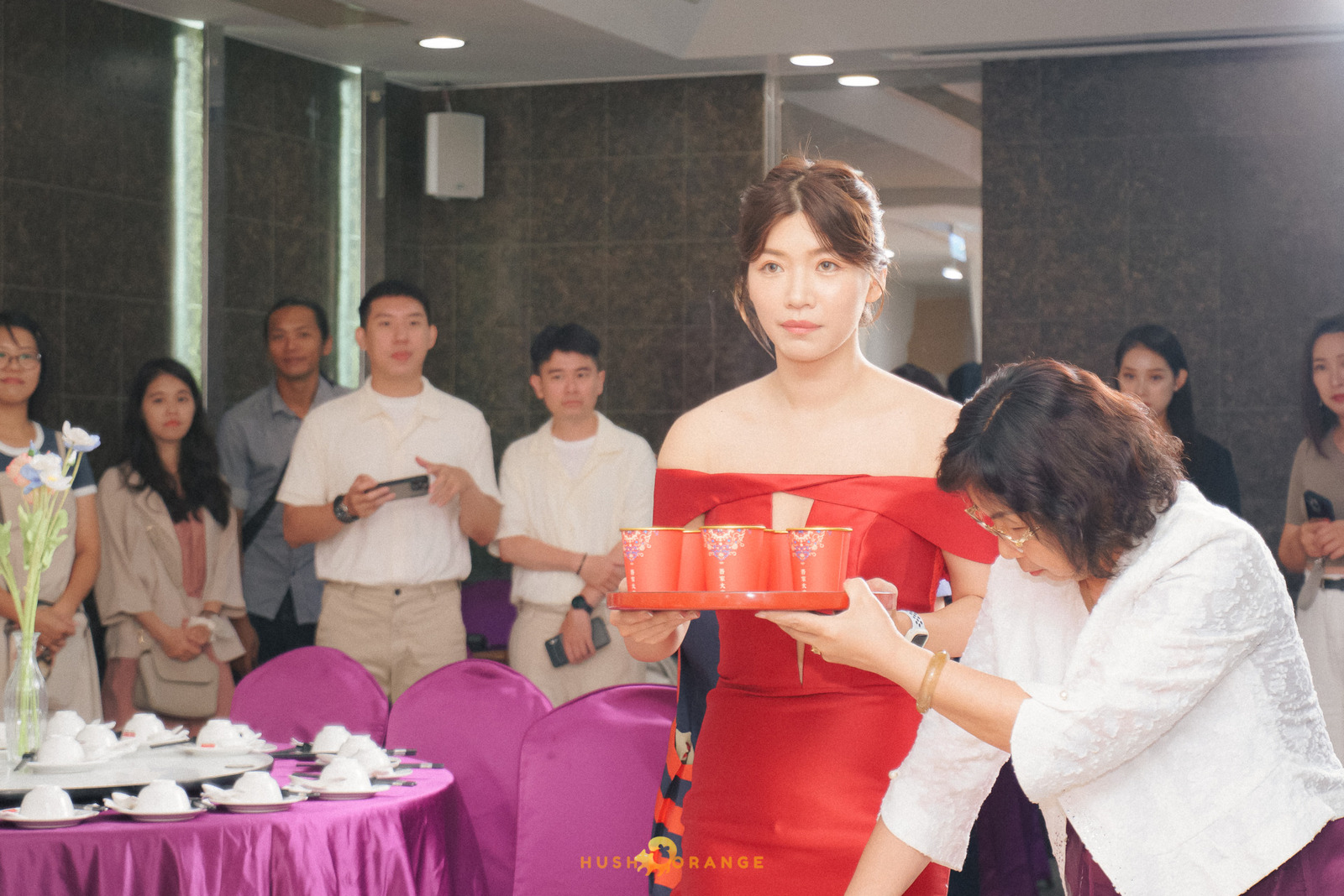 皓橘專業攝影團隊在屏東阿菊食堂拍攝新人婚禮之活動紀錄畫面，捕捉下新人間及家人間珍貴的瞬間，歡迎洽詢相關活動攝影報價