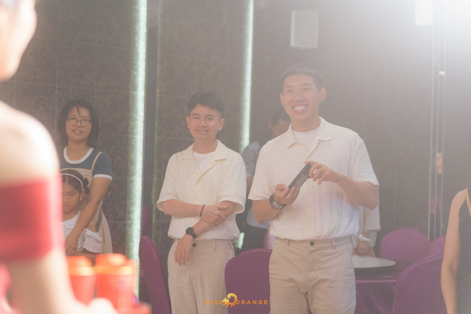 皓橘專業攝影團隊在屏東阿菊食堂拍攝新人婚禮之活動紀錄畫面，捕捉下新人間及家人間珍貴的瞬間，歡迎洽詢相關活動攝影報價
