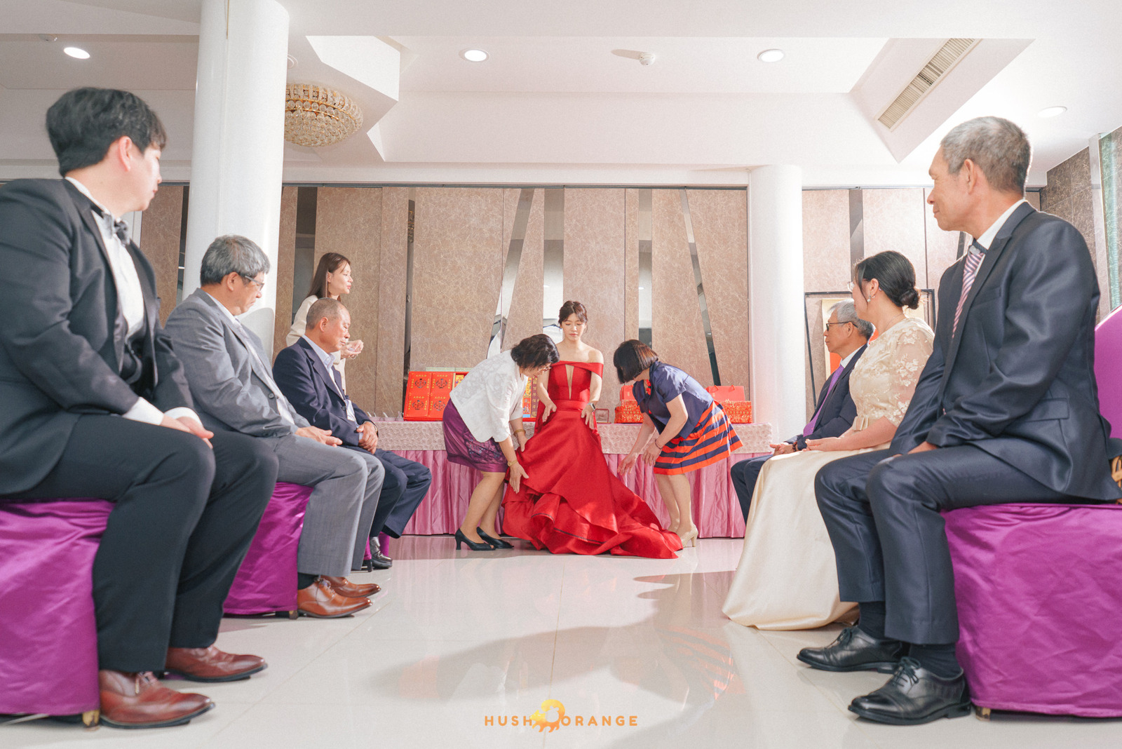皓橘專業攝影團隊在屏東阿菊食堂拍攝新人婚禮之活動紀錄畫面，捕捉下新人間及家人間珍貴的瞬間，歡迎洽詢相關活動攝影報價