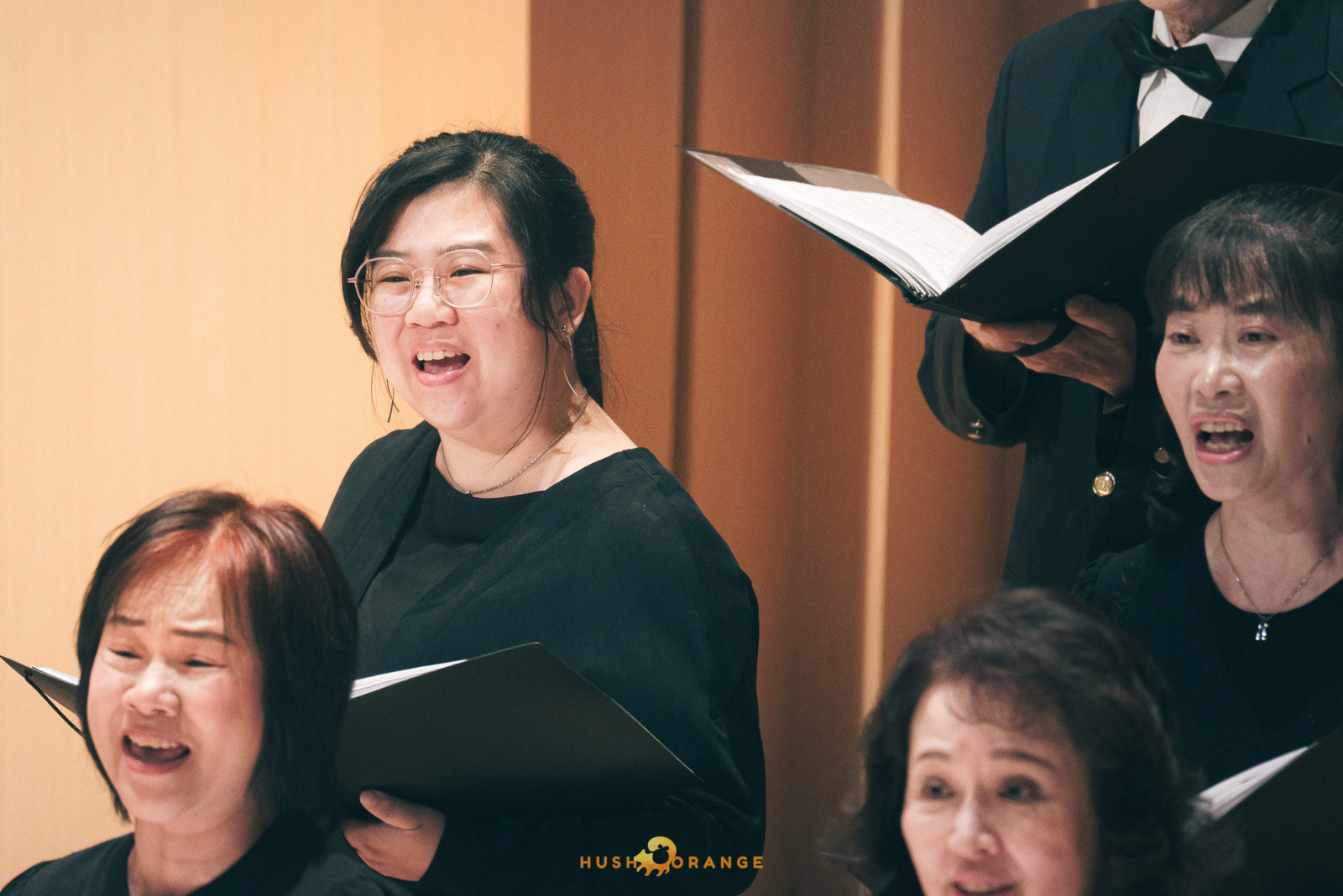 專業攝影團隊皓橘攝影在屏東演藝廳拍攝采韻之丘土地瀾想III之活動紀錄畫面，歡迎洽詢相關活動攝影報價