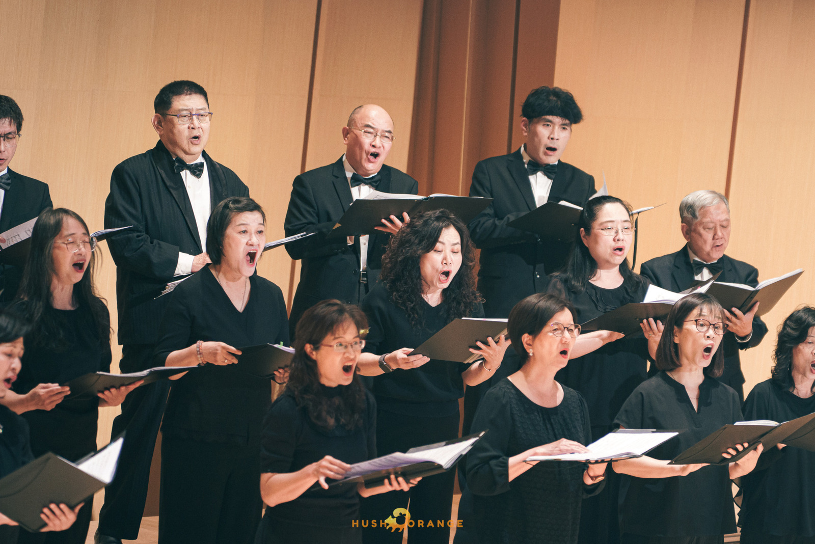 專業攝影團隊皓橘攝影在屏東演藝廳拍攝采韻之丘土地瀾想III之活動紀錄畫面，歡迎洽詢相關活動攝影報價