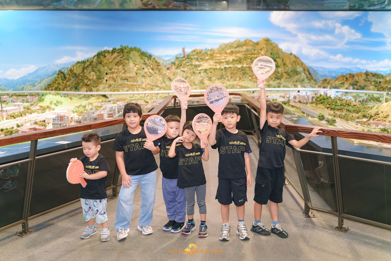 專業攝影團隊皓橘攝影在駁二哈瑪星鐵道館拍攝鐵道館開幕式活動記錄，詢問活動攝影報價