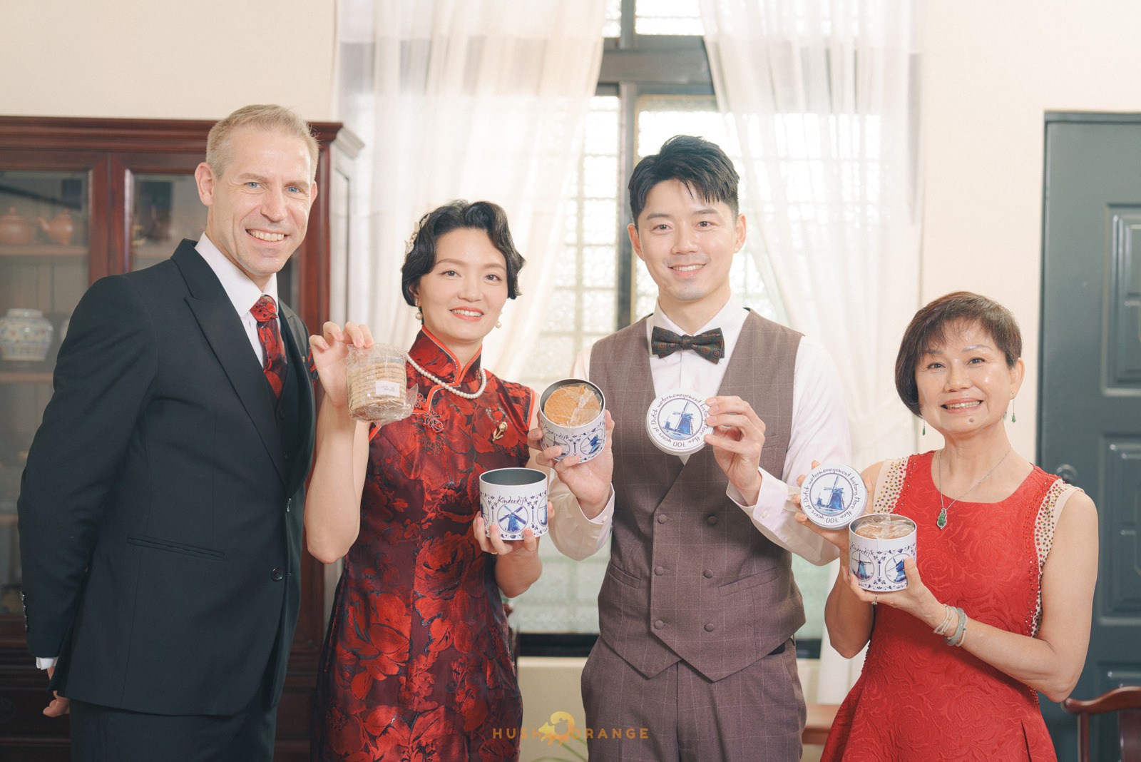 皓橘專業攝影團隊在高雄老新台菜十全店拍攝新人婚禮之活動紀錄畫面，捕捉跨國婚姻的美麗瞬間，歡迎洽詢相關活動攝影報價