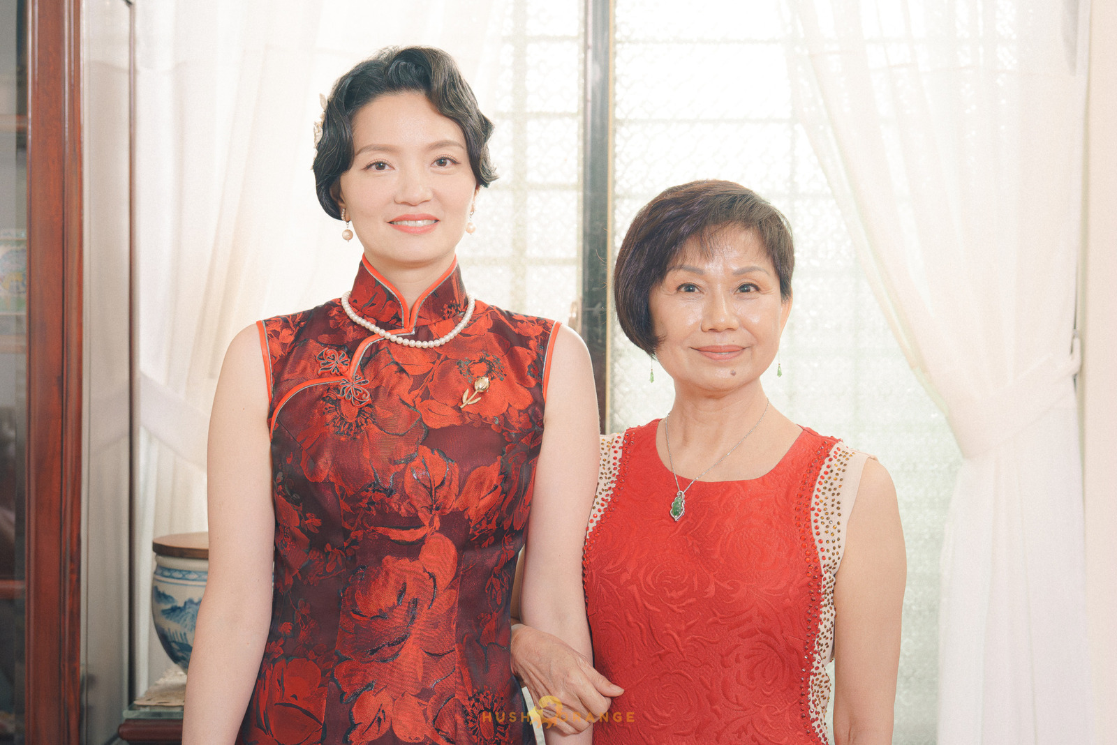 皓橘專業攝影團隊在高雄老新台菜十全店拍攝新人婚禮之活動紀錄畫面，捕捉跨國婚姻的美麗瞬間，歡迎洽詢相關活動攝影報價